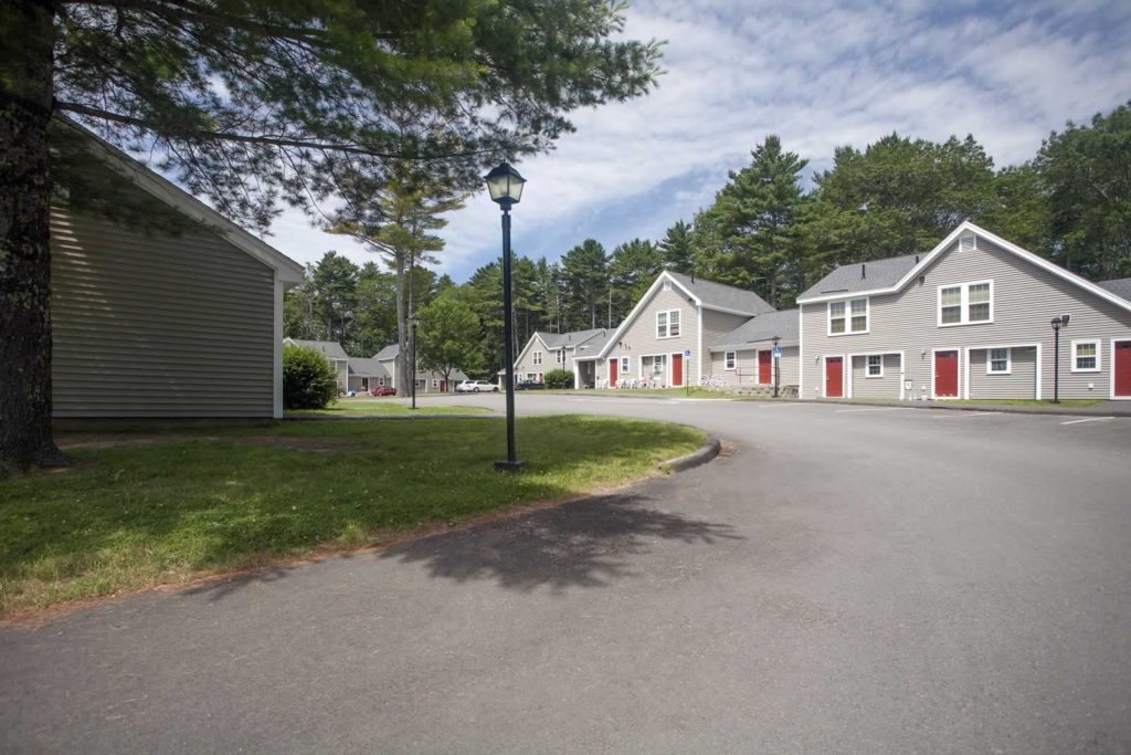 Applewood Apartments Renovation WBRC Inc.