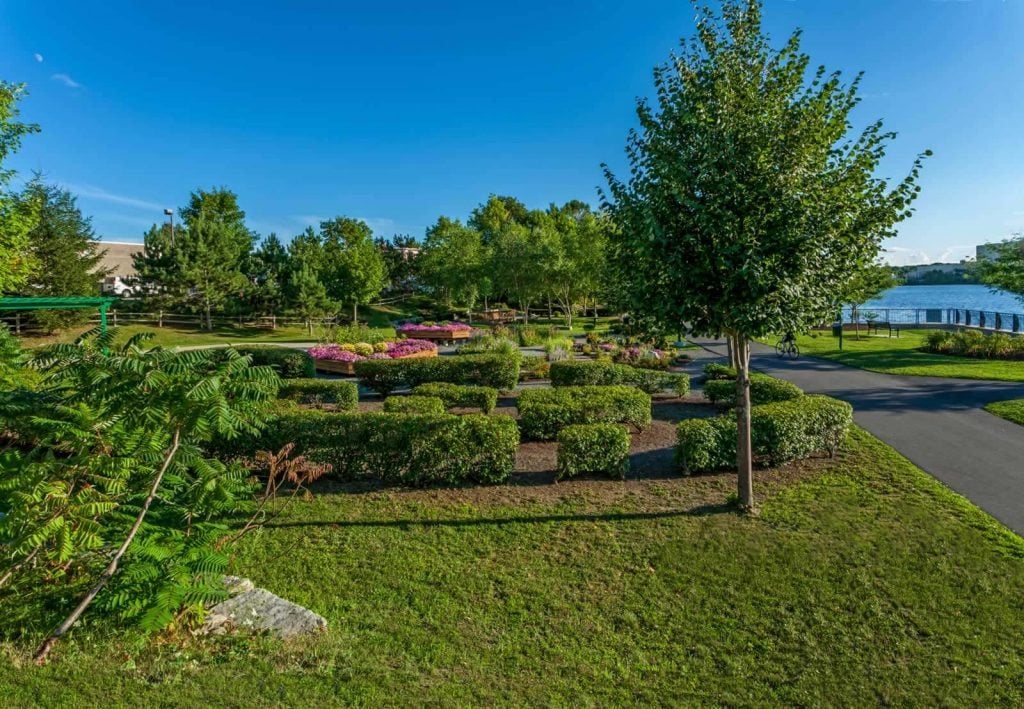 Brewer Children’s Garden WBRC Inc.