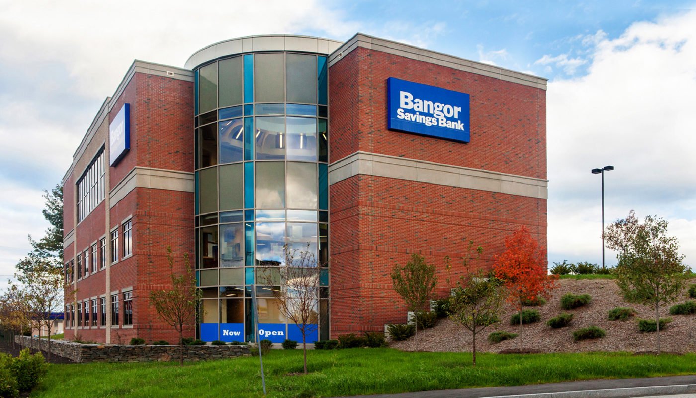 Bangor Savings Bank & Training Center WBRC Architects/Engineers