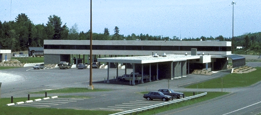 Exterior of the Houlton-Woodstock Border Crossing