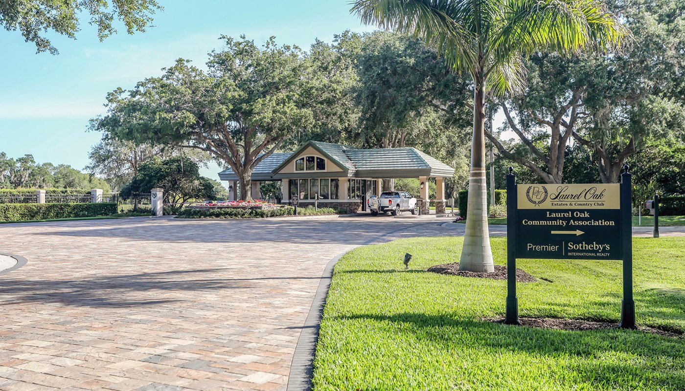 Laurel Oak Estates Entrance