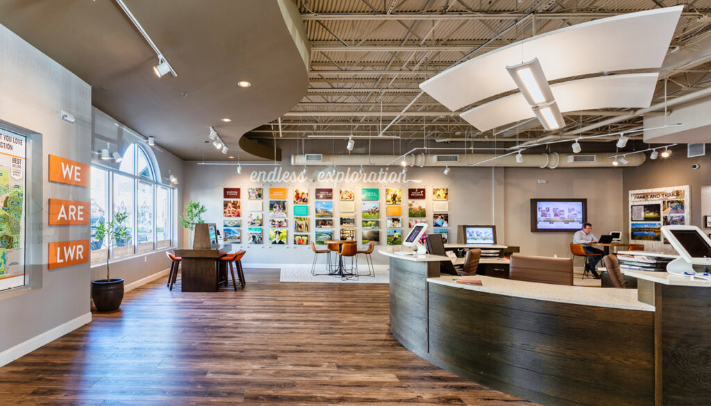 Lakewood Ranch Information Center - WBRC Inc.