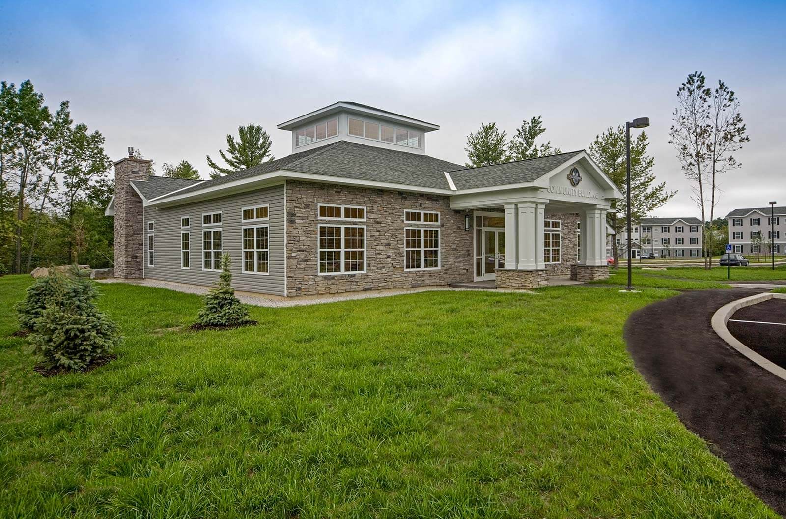 Orchard Trails Student Apartments WBRC Inc.